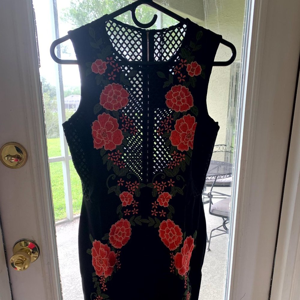 NWT Black Sleeveless Embroidered Dress